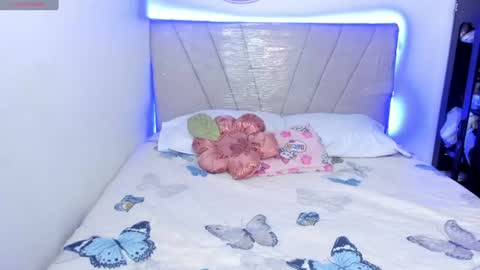 Snapshot of latinamav22 chatting on June 12, 2026, 7:13 pm latinamav22 online show from June 12, 2026, 7:13 pm