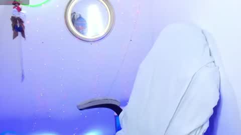 latinamav22 online show from June 30, 2026, 10:55 pm
