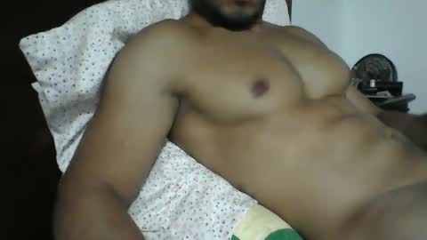 Snapshot of latinboy_26 chatting on January 2, 2025, 5:14 am latinboy_26 online show from January 2, 2025, 5:14 am
