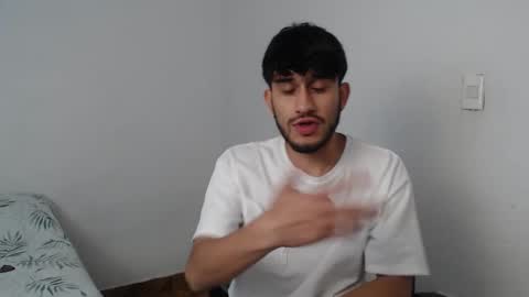 camilo online show from December 16, 2024, 12:59 am