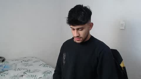 camilo online show from March 6, 2025, 7:03 am