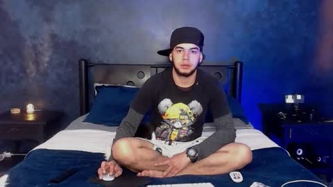 Men online show from February 24, 2026, 6:39 pm