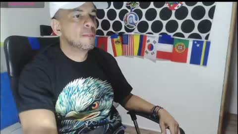 latinmartin254 online show from June 21, 2026, 2:58 am