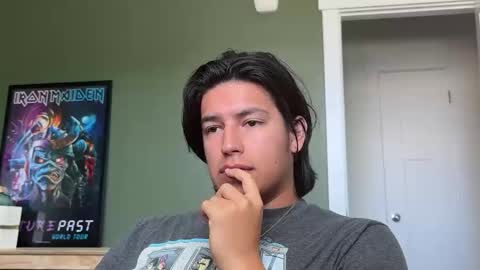 latino_hotcb1 online show from December 9, 2024, 5:52 pm