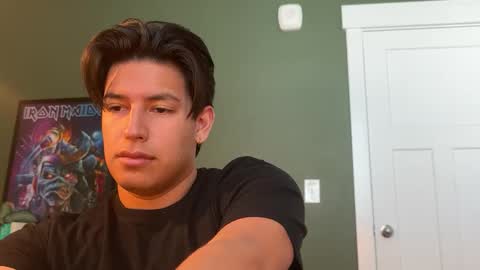 latino_hotcb1 online show from January 27, 2025, 4:33 pm