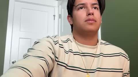 latino_hotcb1 online show from February 14, 2025, 8:05 pm