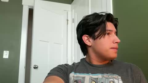 latino_hotcb1 online show from February 17, 2025, 6:04 pm