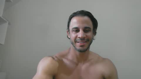 Snapshot of latino_rodri chatting on May 13, 2026, 5:49 am latino_rodri online show from May 13, 2026, 5:49 am
