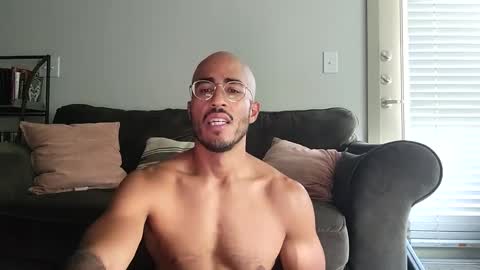 Snapshot of latinomixedbbc chatting on September 14, 2025, 11:15 pm latinomixedbbc online show from September 14, 2025, 11:15 pm