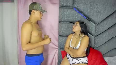 Snapshot of latinos_couples chatting on February 12, 2025, 8:59 am James and Sara online show from February 12, 2025, 8:59 am