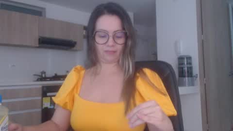 latinpaprika online show from July 25, 2026, 12:47 pm