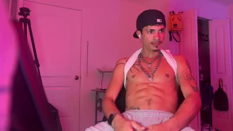 Snapshot of latinprincee chatting on January 17, 2026, 10:09 am latinprincee online show from January 17, 2026, 10:09 am