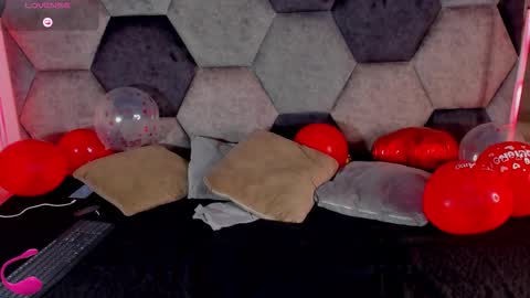 Snapshot of latrellx7 chatting on February 14, 2026, 3:36 am LEANDRO online show from February 14, 2026, 3:36 am