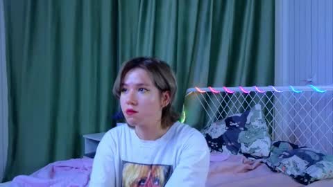 Snapshot of launakohan chatting on November 3, 2025, 8:54 pm Kylie online show from November 3, 2025, 8:54 pm