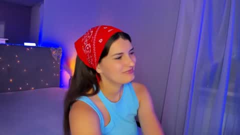Snapshot of laura__leee chatting on June 29, 2026, 10:15 am Laura online show from June 29, 2026, 10:15 am