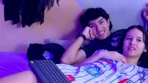 Snapshot of laura_and_kevin chatting on October 12, 2025, 2:16 pm laura_and_kevin online show from October 12, 2025, 2:16 pm