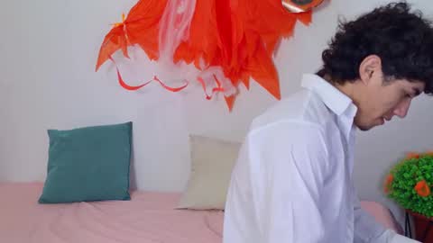 Snapshot of laura_and_kevin chatting on October 17, 2025, 4:20 pm laura_and_kevin online show from October 17, 2025, 4:20 pm