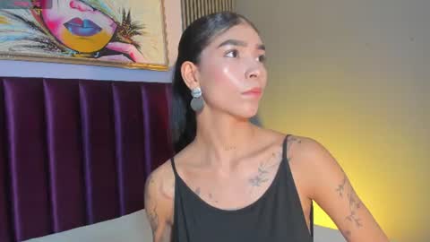 Snapshot of laura_aristizabal_19 chatting on June 13, 2026, 11:41 am Laura online show from June 13, 2026, 11:41 am