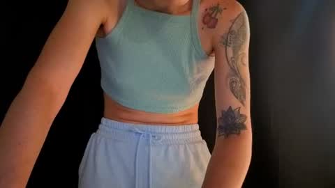 Laura Rose online show from July 20, 2026, 5:04 pm