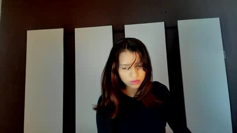 laura_serena online show from May 22, 2026, 11:05 am