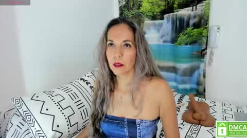 Laura online show from January 11, 2026, 7:24 am