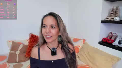 Laura online show from April 22, 2026, 12:18 pm