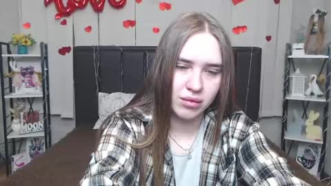 Snapshot of laurahlot chatting on May 27, 2026, 5:48 am LauraHlot online show from May 27, 2026, 5:48 am