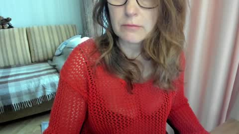 Lauraoven1 online show from March 30, 2026, 10:05 am