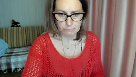 Lauraoven1 online show from April 30, 2026, 2:34 pm