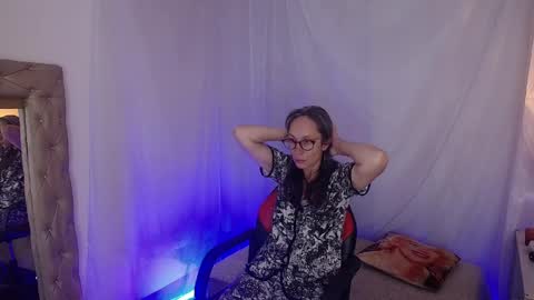 Laura Sofia online show from April 9, 2026, 10:20 am