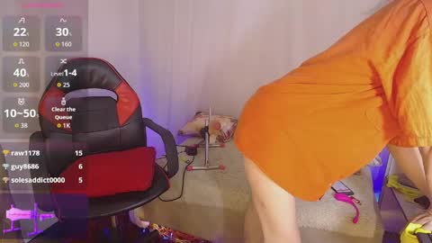 Laura Sofia online show from April 15, 2026, 3:41 pm