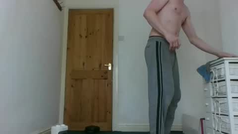 lauratedomm online show from April 13, 2026, 9:26 am