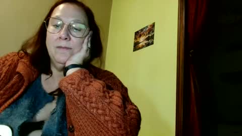 Snapshot of laureanne50 chatting on December 20, 2024, 9:28 pm laureanne online show from December 20, 2024, 9:28 pm