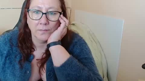 Snapshot of laureanne50 chatting on February 4, 2025, 1:48 pm laureanne online show from February 4, 2025, 1:48 pm