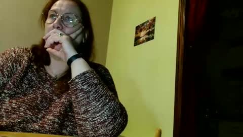 Snapshot of laureanne50 chatting on February 19, 2025, 8:10 pm laureanne online show from February 19, 2025, 8:10 pm