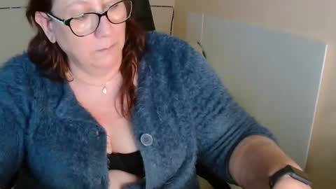 Snapshot of laureanne50 chatting on March 8, 2025, 2:19 pm laureanne online show from March 8, 2025, 2:19 pm