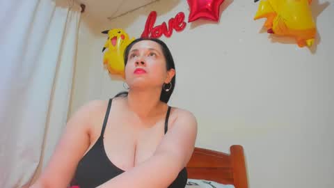 Snapshot of laureen777 chatting on January 16, 2025, 5:33 pm laureen777 online show from January 16, 2025, 5:33 pm