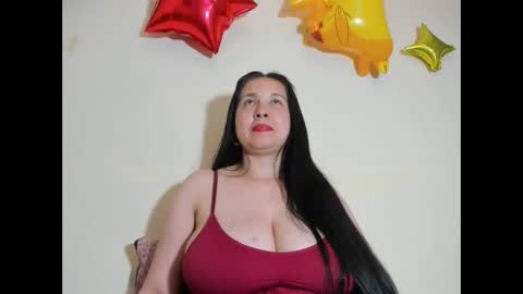 Snapshot of laureen777 chatting on February 15, 2025, 11:03 pm laureen777 online show from February 15, 2025, 11:03 pm