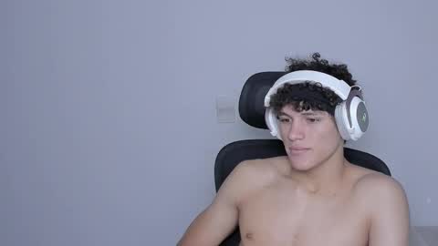 Snapshot of laureent__ chatting on September 26, 2025, 8:02 pm Laureent online show from September 26, 2025, 8:02 pm