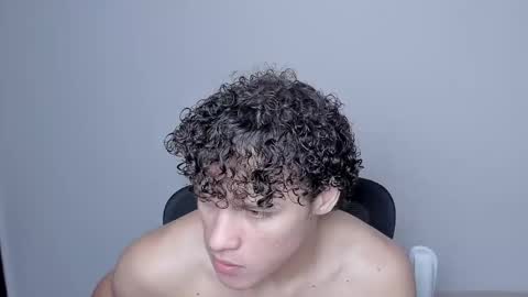 Snapshot of laureent__ chatting on November 11, 2025, 5:40 am Laureent online show from November 11, 2025, 5:40 am