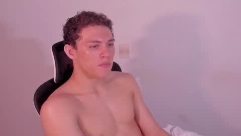 Laureent online show from March 29, 2026, 7:08 am