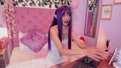 Lauren evans9 online show from November 14, 2025, 3:38 am