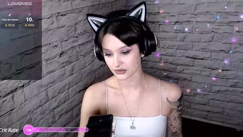 Snapshot of lauren_raquel chatting on December 7, 2024, 5:53 pm Eva online show from December 7, 2024, 5:53 pm