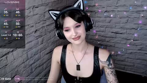 Snapshot of lauren_raquel chatting on December 11, 2024, 5:26 pm Eva online show from December 11, 2024, 5:26 pm