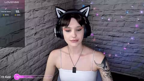 Snapshot of lauren_raquel chatting on January 23, 2025, 11:26 am Eva online show from January 23, 2025, 11:26 am