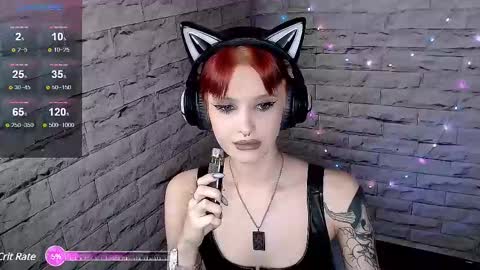 Snapshot of lauren_raquel chatting on February 10, 2025, 4:25 pm Eva online show from February 10, 2025, 4:25 pm