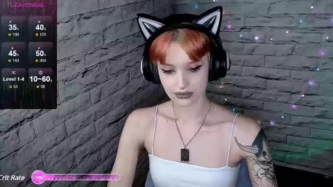 Snapshot of lauren_raquel chatting on March 8, 2025, 5:43 pm Eva online show from March 8, 2025, 5:43 pm