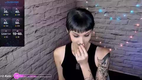 Snapshot of lauren_raquel chatting on September 10, 2025, 5:13 pm Eva online show from September 10, 2025, 5:13 pm