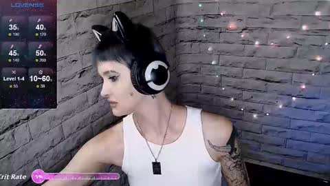 Snapshot of lauren_raquel chatting on September 11, 2025, 2:39 pm Eva online show from September 11, 2025, 2:39 pm