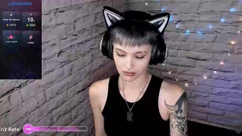 Snapshot of lauren_raquel chatting on September 13, 2025, 6:18 pm Eva online show from September 13, 2025, 6:18 pm